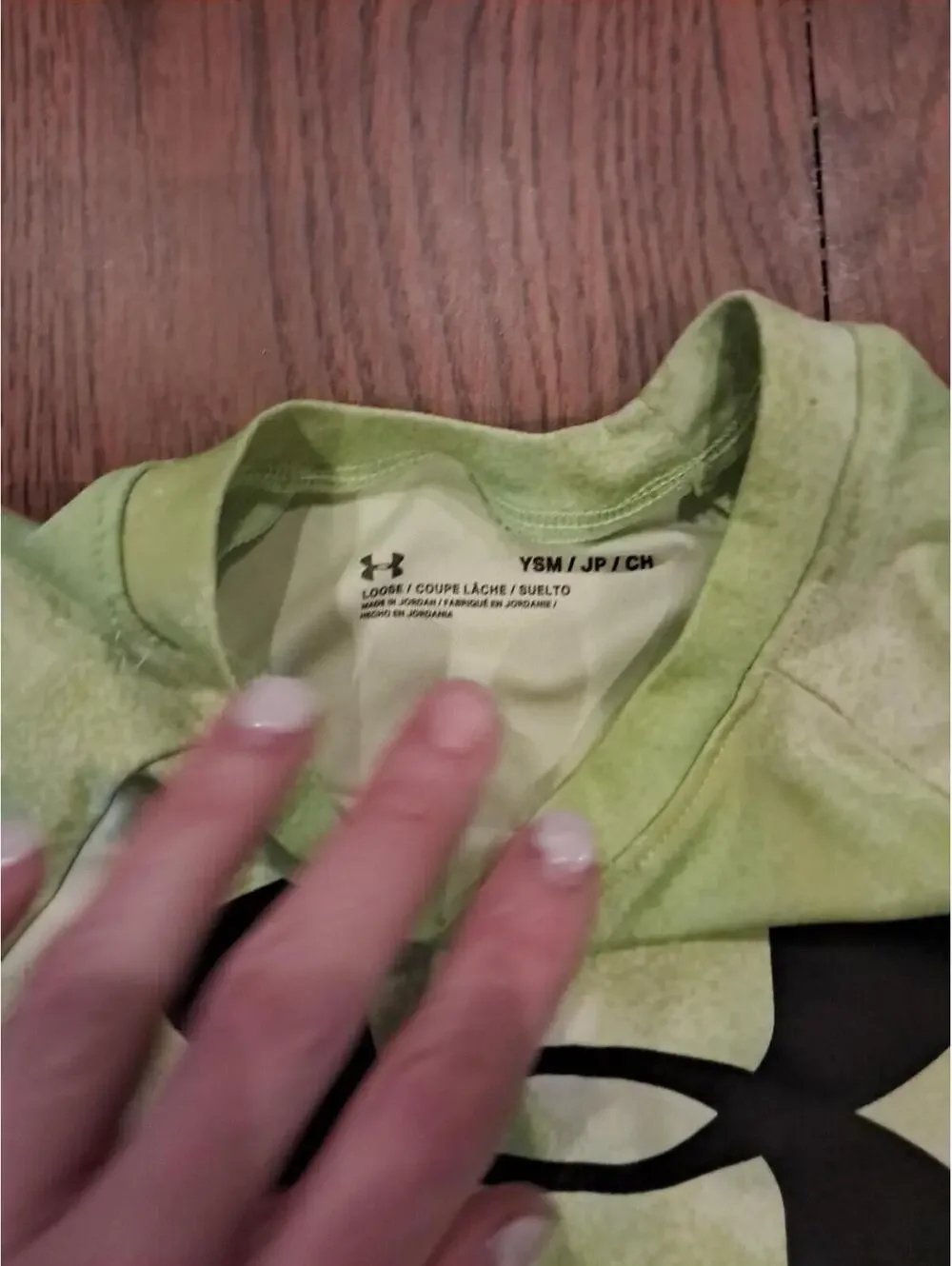 Under Armour Boys' Short‎ Sleeve YSMALL Neon Green Tshirt 6 -7 Years